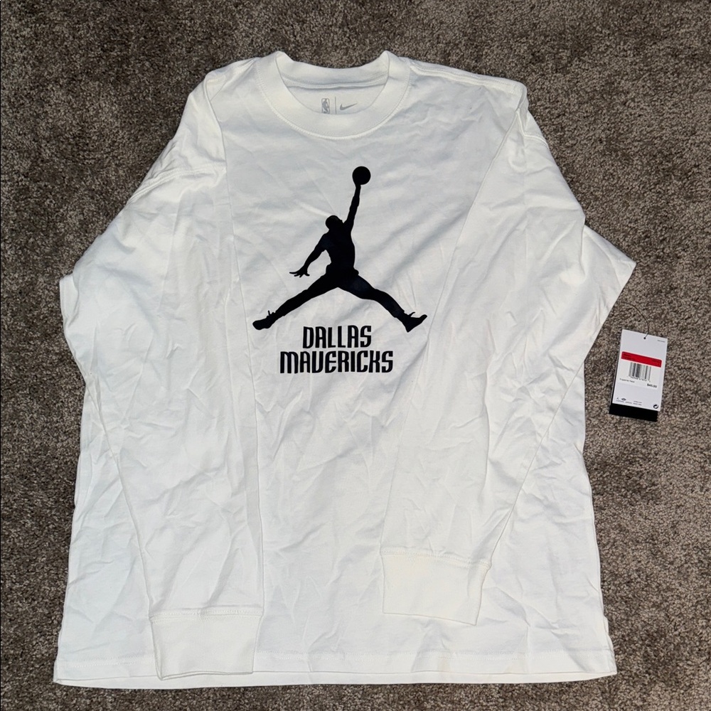 Nike White Dallas Mavericks Long Sleeve Tee